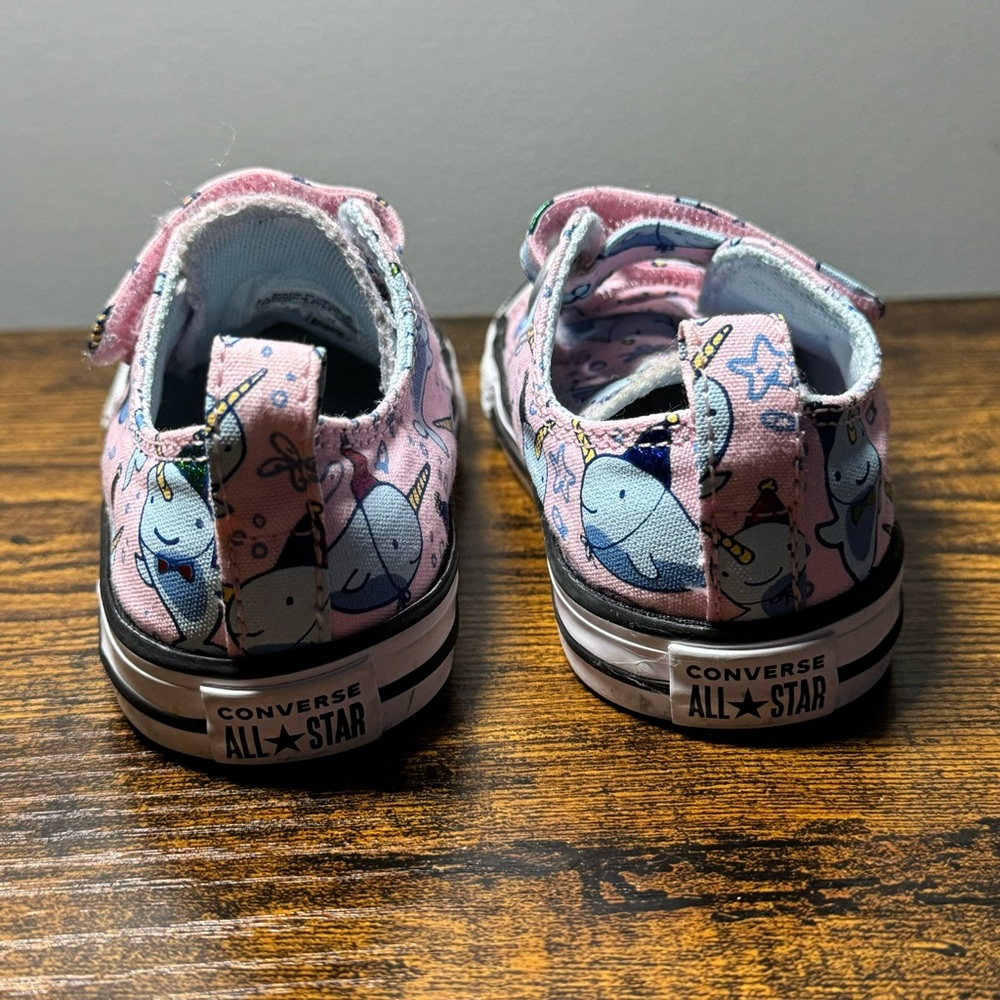 Toddler Girl Narwhal Converse Sneakers Size 7 - Picture 5 of 7